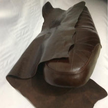 Load image into Gallery viewer, KB-TASUS - Triumph Bonneville Air-Cooled Scrambler Union Jack Seat