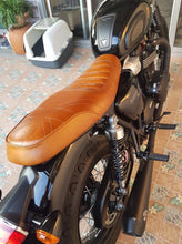 Load image into Gallery viewer, KB-TASUS - Triumph Bonneville Air-Cooled Scrambler Union Jack Seat