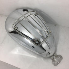 Load image into Gallery viewer, KM-TRG-009 Triumph Vintage Rack Tank